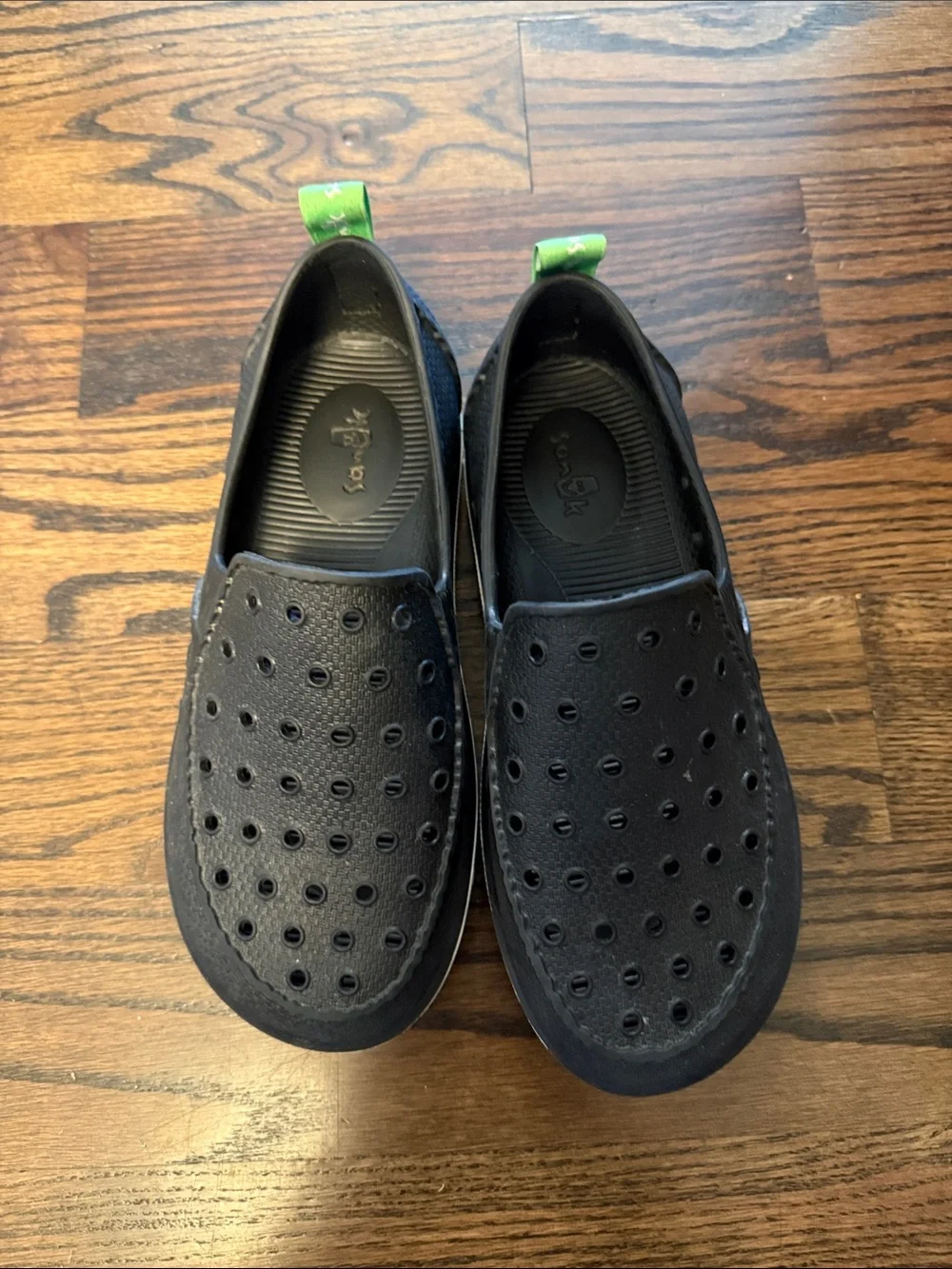 EUC SANUK LIL WALKER SIZE 3 BOYS UNISEX WATER SHOES SLIP ON YOUTH LOAFER